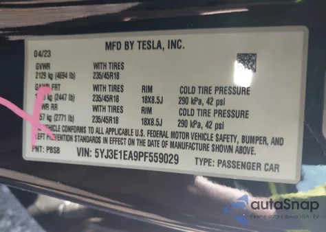 2023 Tesla Model 3 z USA, uszkodzony, nr VIN 5YJ3E1EA9PF559029